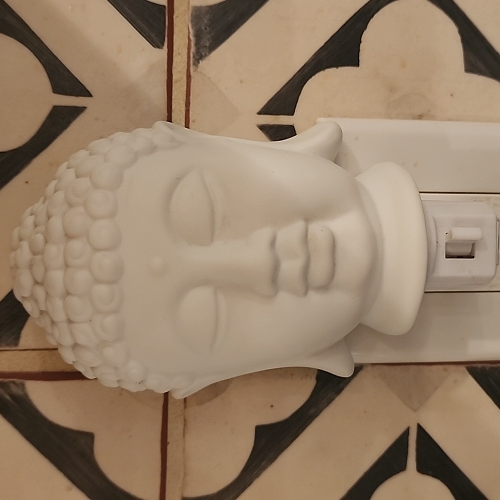 White Ceramic Buddha Head Wall Plug-In Nightlight Set Of 2 - Picture 3 of 5